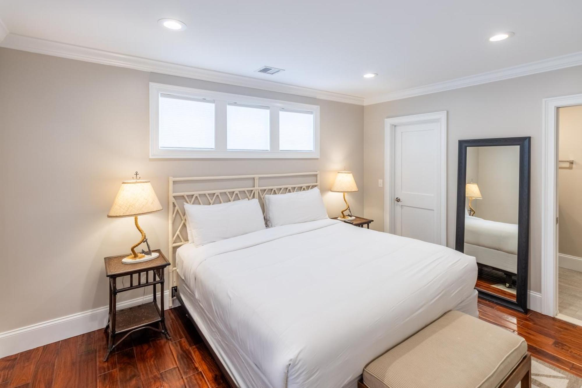 דירות The Newport Lofts - 548 Thames Street מראה חיצוני תמונה