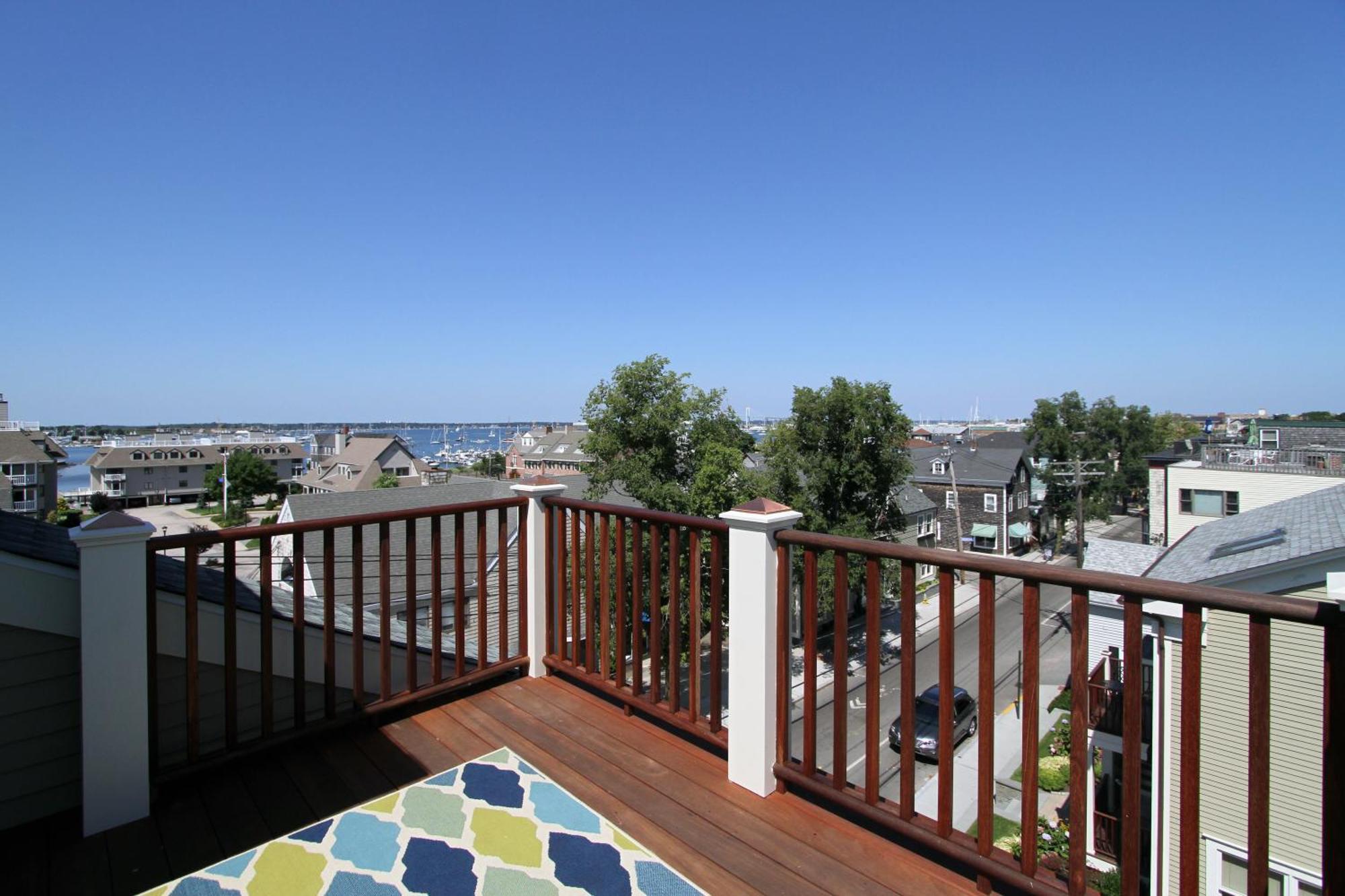 דירות The Newport Lofts - 548 Thames Street מראה חיצוני תמונה